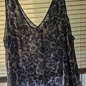 Women's sleeveless dress top